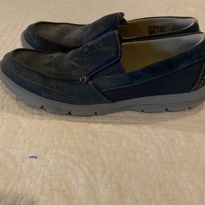 Clarks slip on shoes. Mens size 8.5 Blue/gray